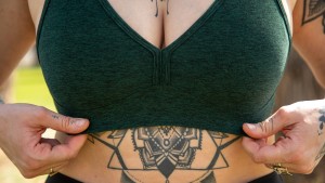 The Spacedye is very flattering, for chests of all sizes.