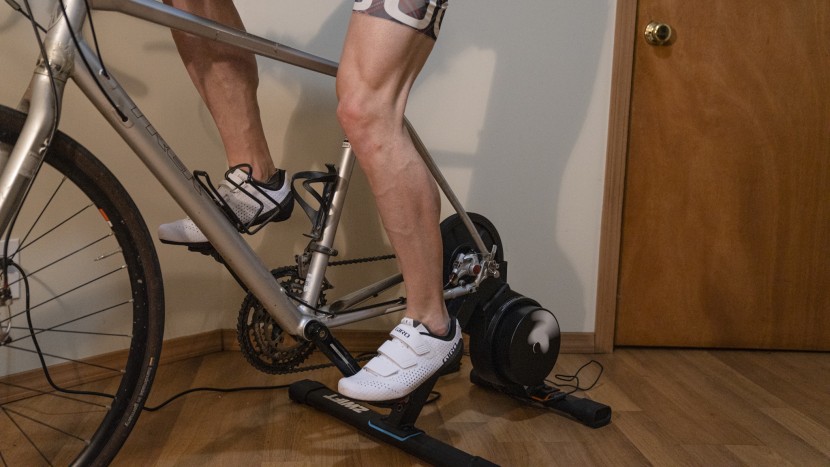 zwift hub - the zwift hub is an affordable direct-drive trainer packing features...