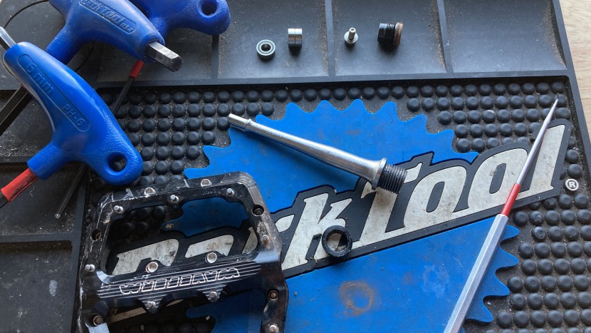 wolf tooth waveform - servicing the pedal is quick and easy. above the pedal are the three...