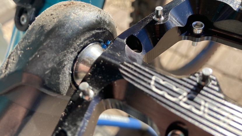 mountain bike flat pedals - the axle design works well with crank boots and does not bind. in...