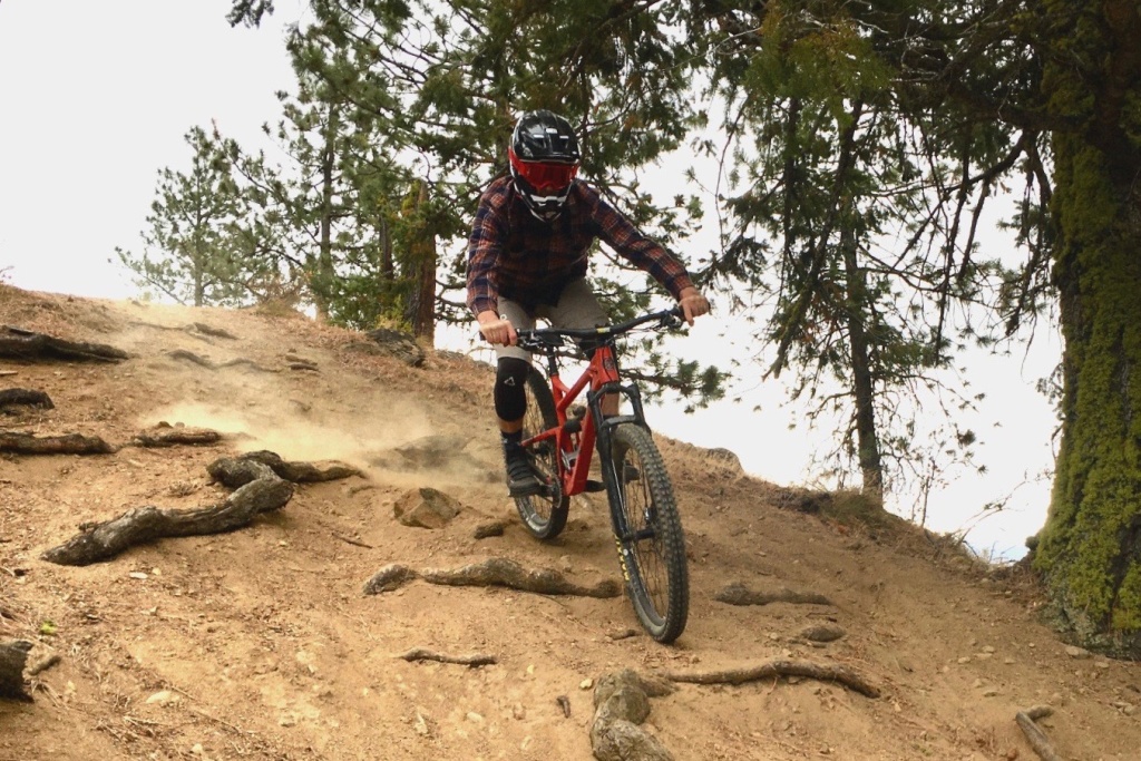 Pactimo Mountain Bike Shorts are Baggies that Aren't too Baggy [Review] -  Singletracks Mountain Bike News