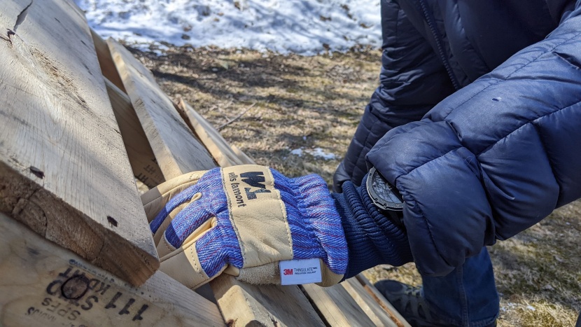 we put work gloves through their paces in a range of weather...