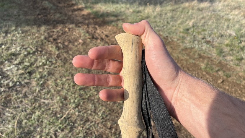 gossamer gear lt5 - the lt5&#039;s light foam grip is comfortable and pleasant to hold.