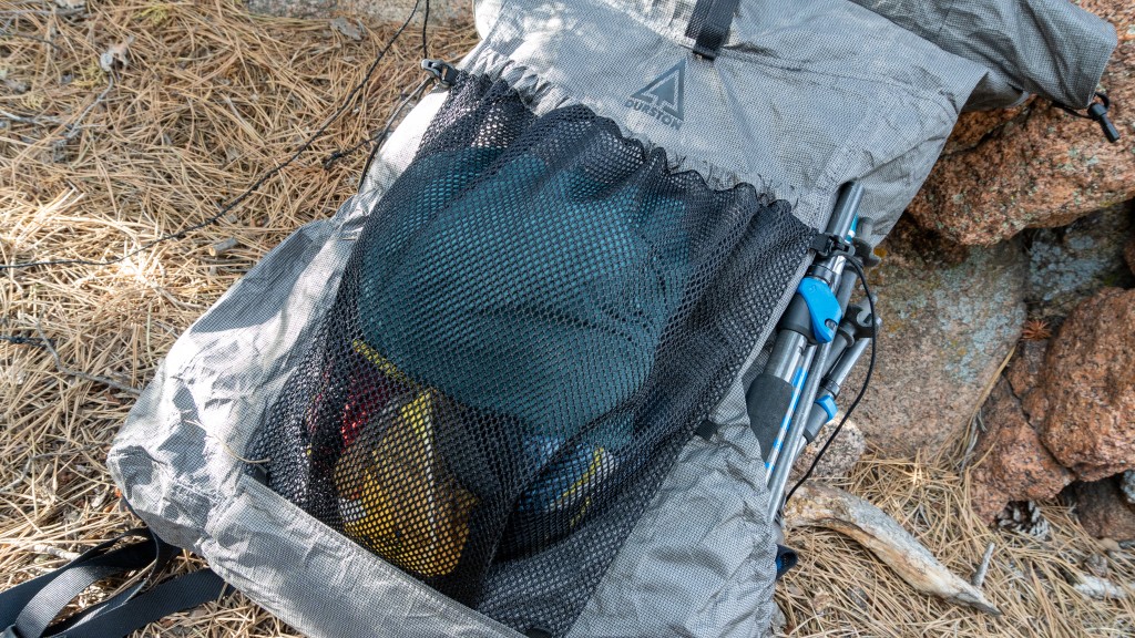 ultralight backpack - this well-designed and easy to use center pocket is spacious and...