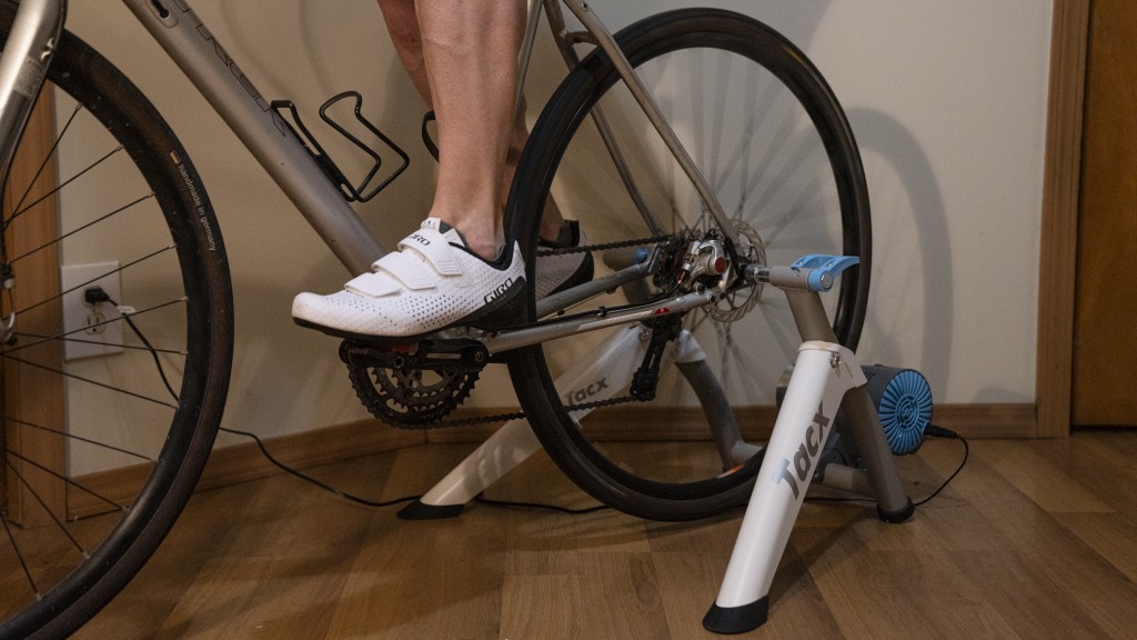 Best smart bike trainer under online 500