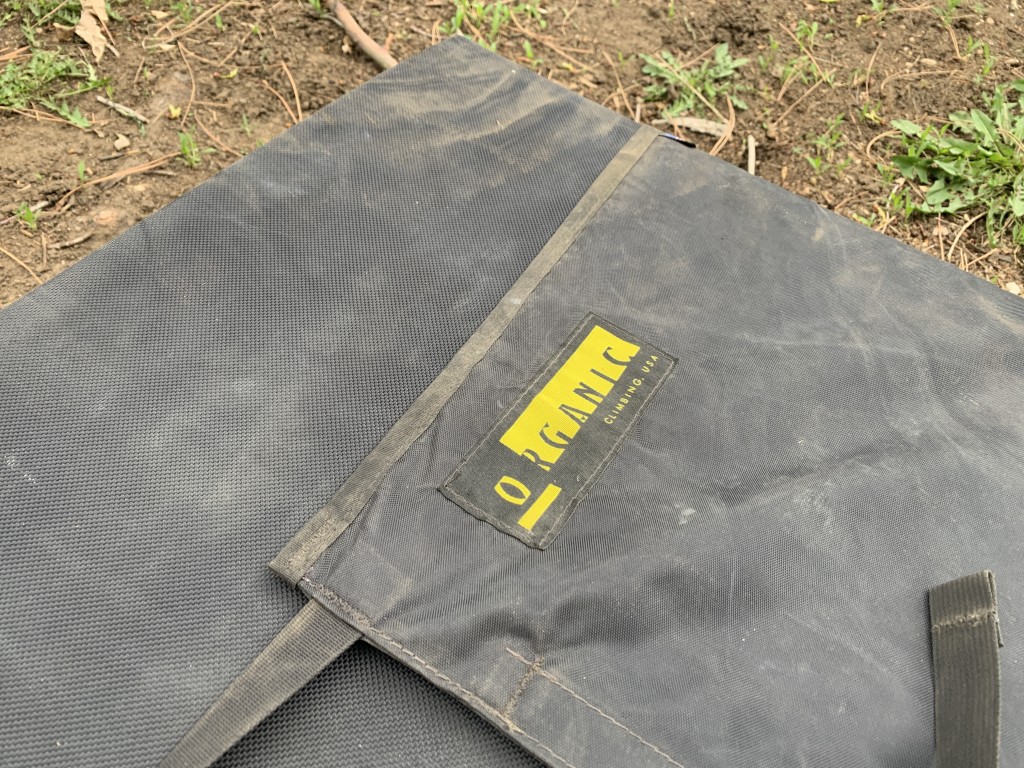 bouldering crash pad - the most durable crash pads are made of rugged fabrics, like this...