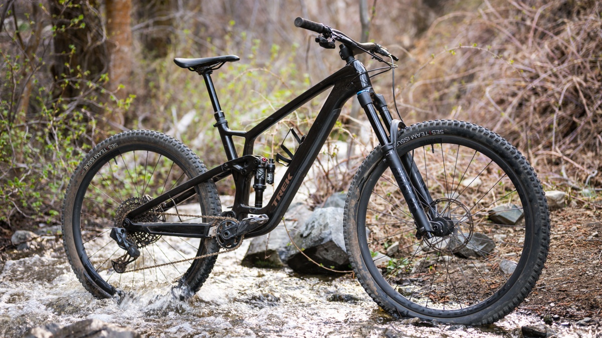 Trek Fuel EX 9.8 GX AXS Gen 6 Review (Down for anything, you should really ride this bike!)