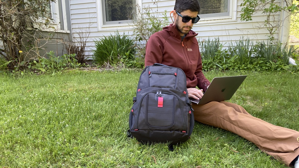 Yorepek Travel Extra Large Review (The Yorepek Travel pack is one of our favorites for its large storage capacity.)