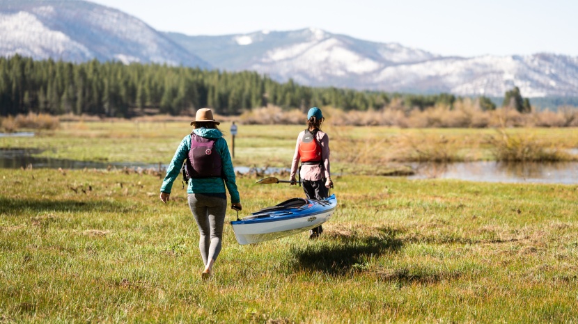 eddyline skylark - the comfortable carry handles coupled with the lightweight of the...