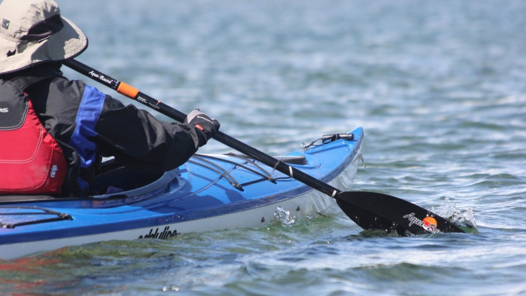 Exciting paddles carbon kayak For Thrill And Adventure 