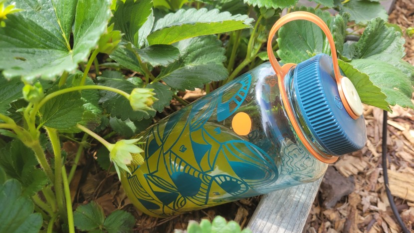 nalgene wide-mouth - don&#039;t fear tainting your nalgene with flavors. it&#039;s surprisingly...