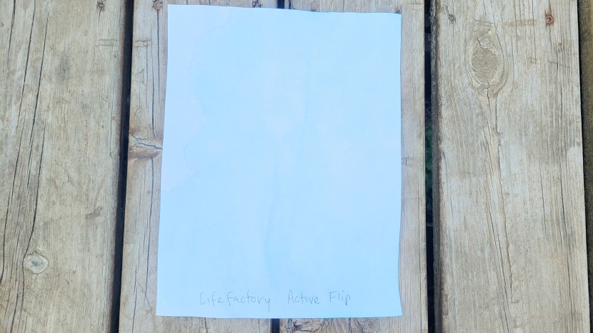 water bottle - the lifefactory glass active cap emptied nearly all of its contents...