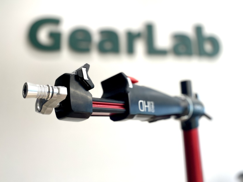 feedback sports pro mechanic hd - the jaws on the pro mechanic hd stand are massive, able to clamp...