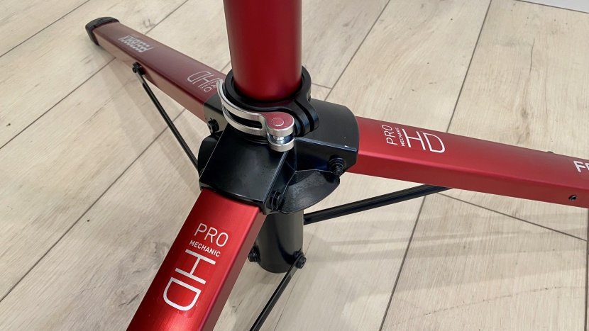 feedback sports pro mechanic hd - the feedback sports pro mechanic hd stand has an incredibly stable...