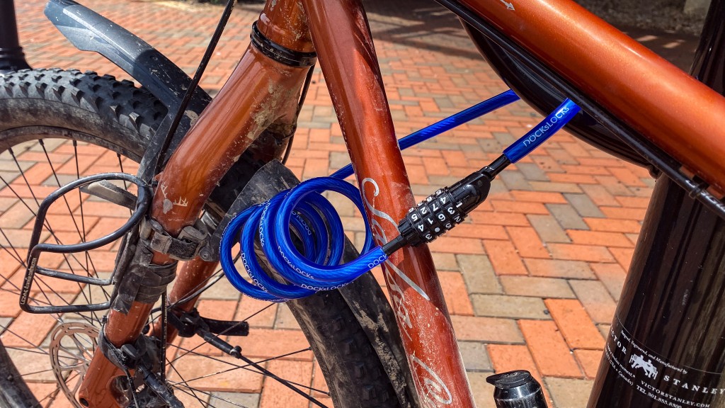 docklocks anti-theft weatherproof cable - we wouldn't trust this lock to keep our beloved bikes safe for long...
