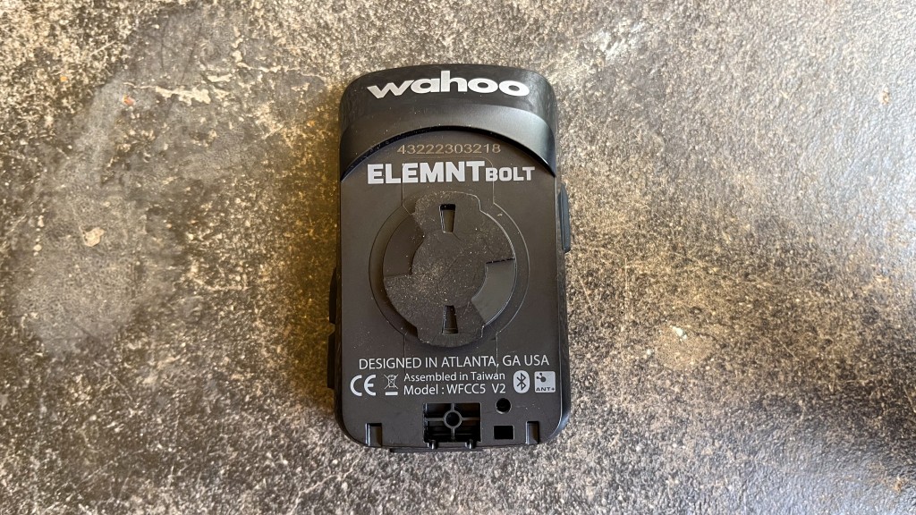 Wahoo Fitness ELEMNT BOLT GPS V2 Bike Computer Bundle - Wheat