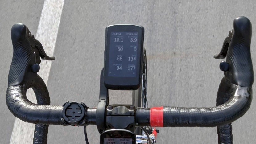 bike computer - navigation and display stand right out for the karoo 2. it&#039;s a...
