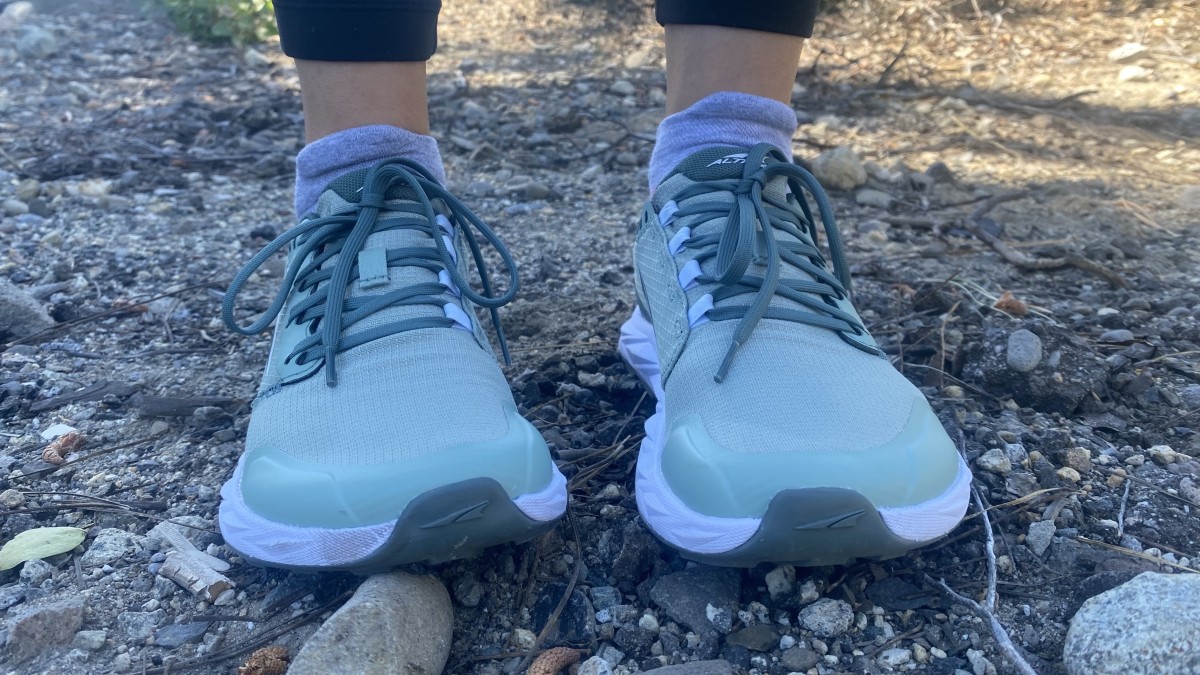 Altra Superior 6 - Women's Review (This low-profile shoe doesn't offer a ton of comfort, but minimalist runners might enjoy the sensation.)