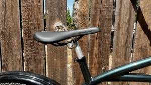 Bontrager commuter comp online bike saddle