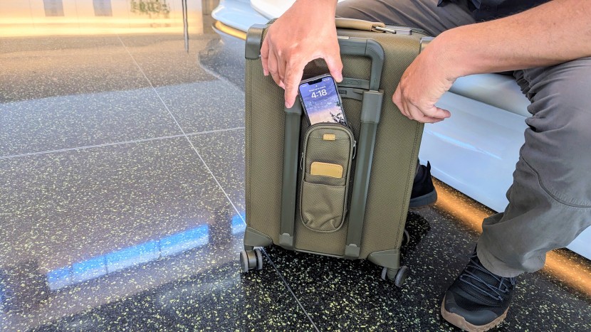 the briggs and riley makes use of every piece of open space. this...