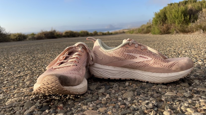 brooks revel 6 for women - the lack of structure on the revel leads to a lack of stability...