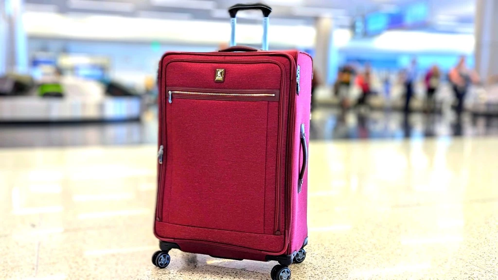 travelpro platinum elite 29&quot; luggage review - feeling right at home.
