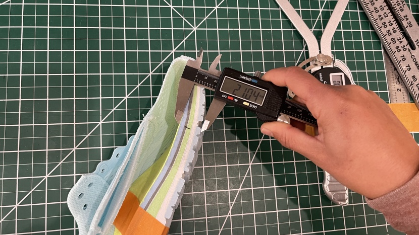 new balance fresh foam x 880v13 for women - the underfoot cushion of the fresh foam provides enough to be...