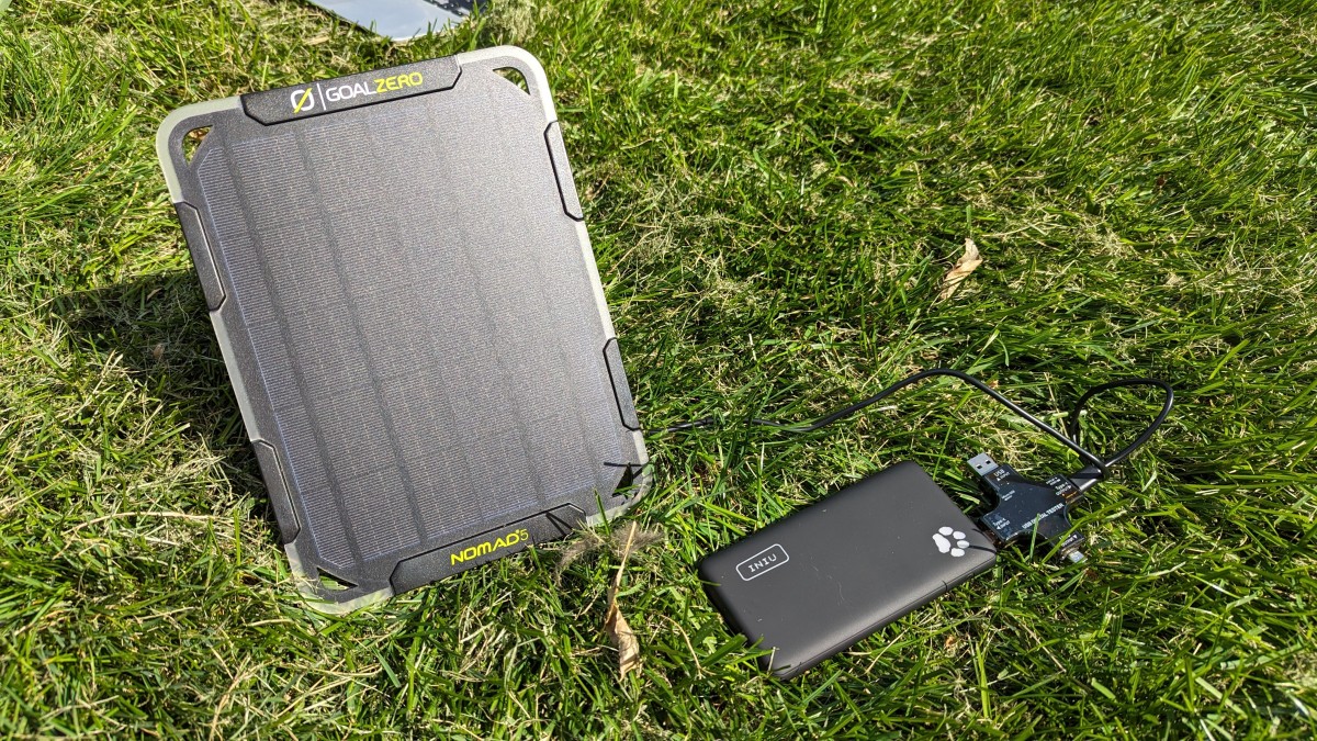 goal zero nomad 5 portable solar charger review