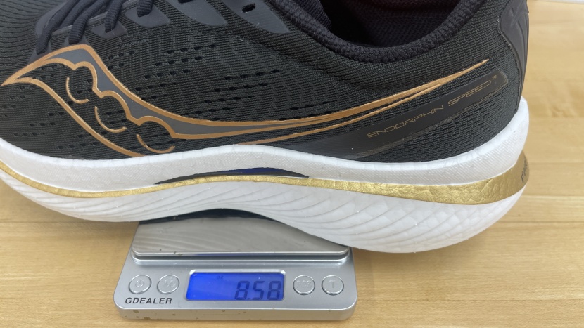 saucony endorphin speed 3 - an impressive weight for all that cushioning.