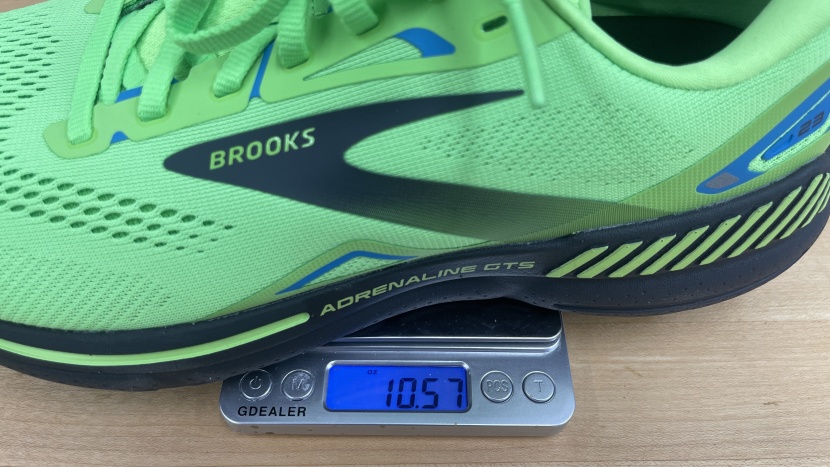 brooks adrenaline gts 23 - this isn&#039;t the heaviest shoe we tested, but it&#039;s up there.