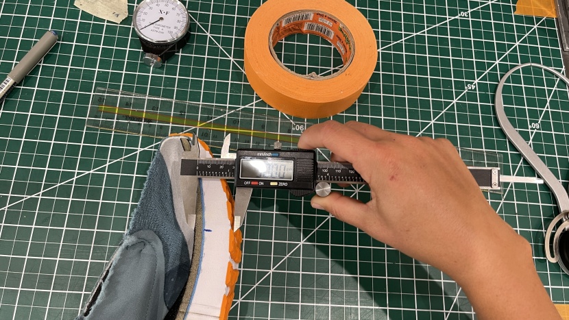 asics gel-kayano 30 - the kayano 30 doesn&#039;t shy away from a thick stack of well-designed...