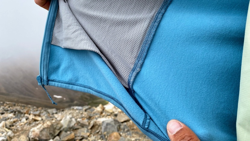 arc&#039;teryx kyanite lightweight hoody - the fleece is thin which helps a little with breathability but...