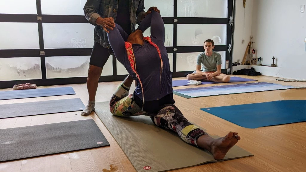 manduka pro yoga mat review - this adjustment is given on a mat that the yoga teacher said was...