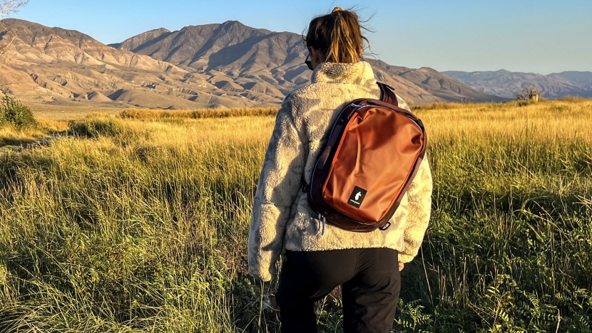 Hiking sling bag discount