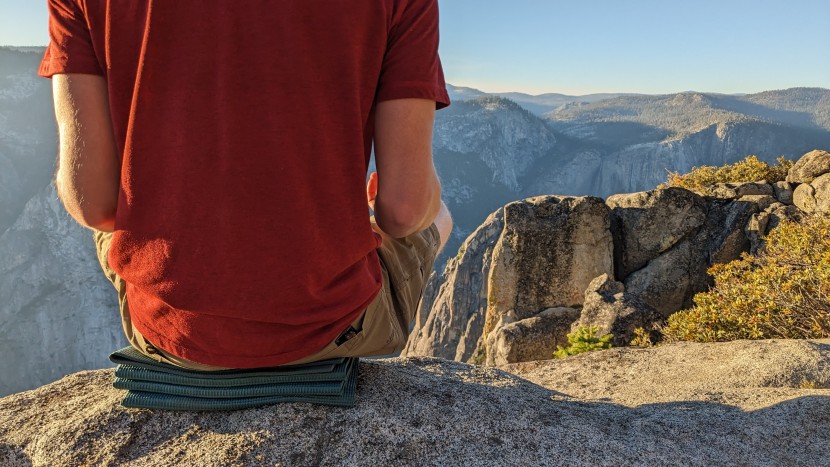 primasole foldable - the primasole held up to several sits and yoga on yosemite granite...