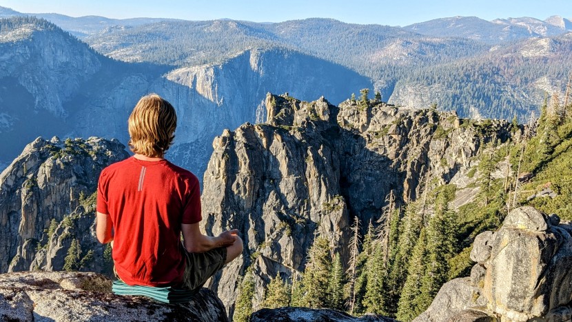 primasole foldable - we love that the primasole can be used for yoga on a hike and folds...