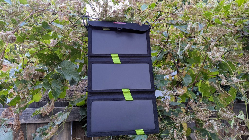 portable solar charger - the monocrystalline solar panes are the most durable and efficient...