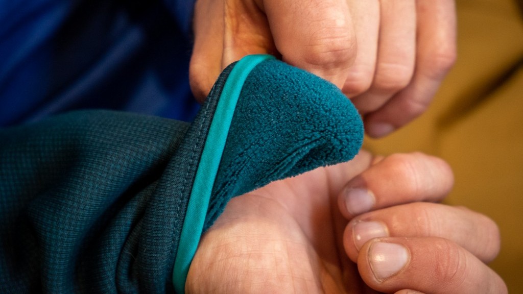 fleece jacket - heavyweight, high-pile fleece jackets can be thick enough to block...