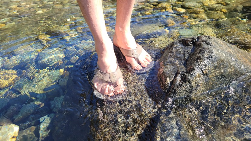 flip flops - the olukai ohana prevents slippage when wet thanks to its grippy...