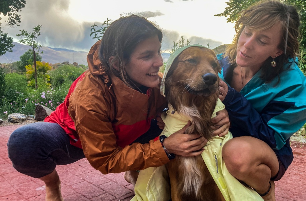 budget rain jacket womens - keeping everyone dry during a sudden thunderstorm in bishop...