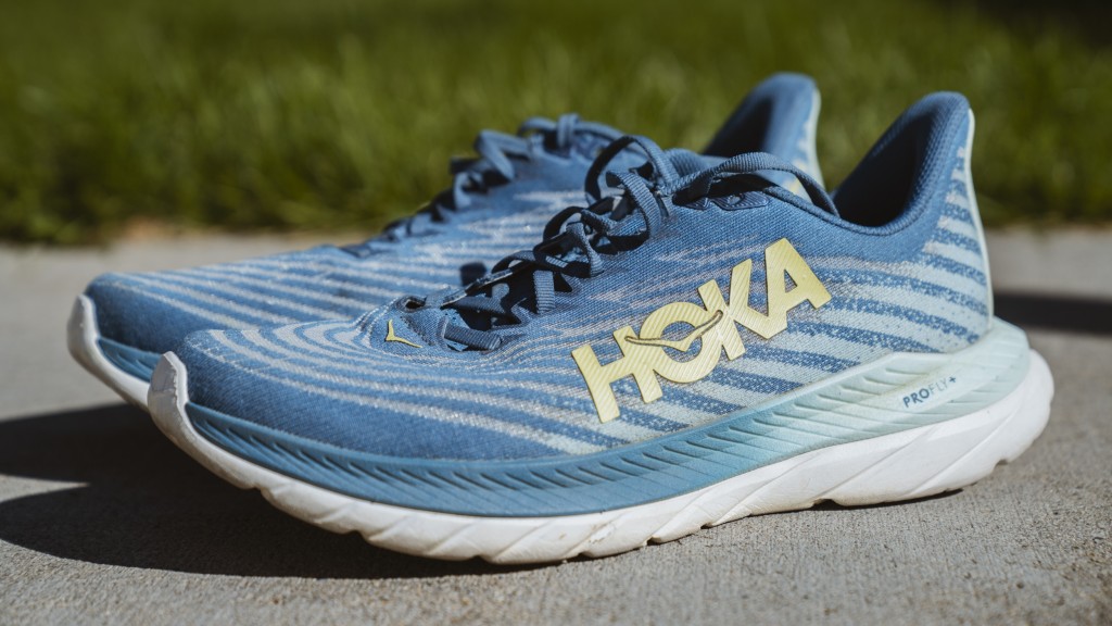 TEST: Hoka One One Mach 3 – One of HOKA's lightest and fastest running  shoes - Inspiration