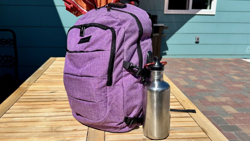 the tzowla travel laptop may not be the most flashy or robust, but...