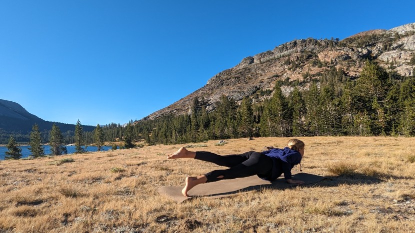 yoloha unity cork - the yoloha unity feels like firm, wet beach sand under our toes.