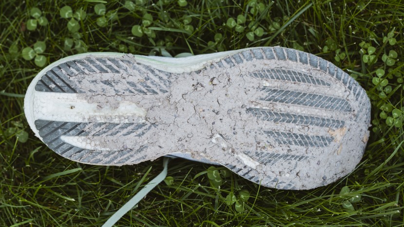 saucony triumph 21 - we were impressed with the grip of this road shoe on wet clay...