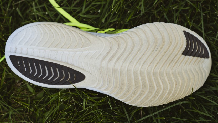 saucony kinvara 14 - the wide forefoot and natural feel of the shoe lend an agile...