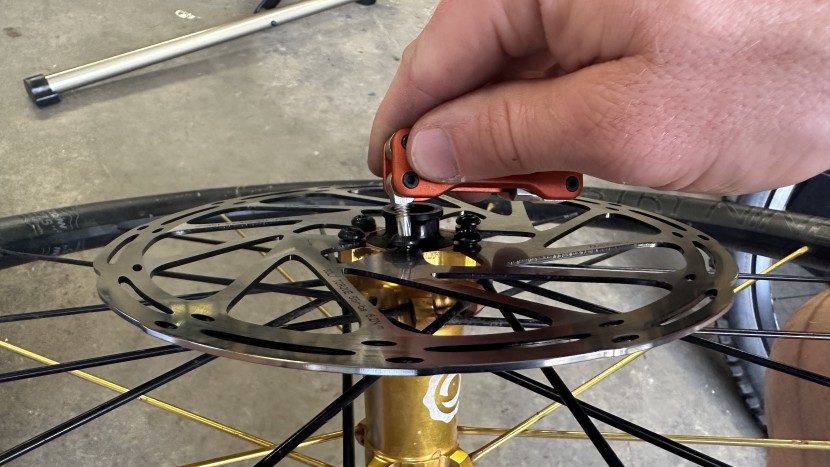 even a rotor swap wasn't an issue with the pebble tool.