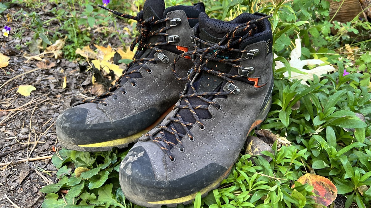 scarpa zodiac plus gtx hiking boots men review
