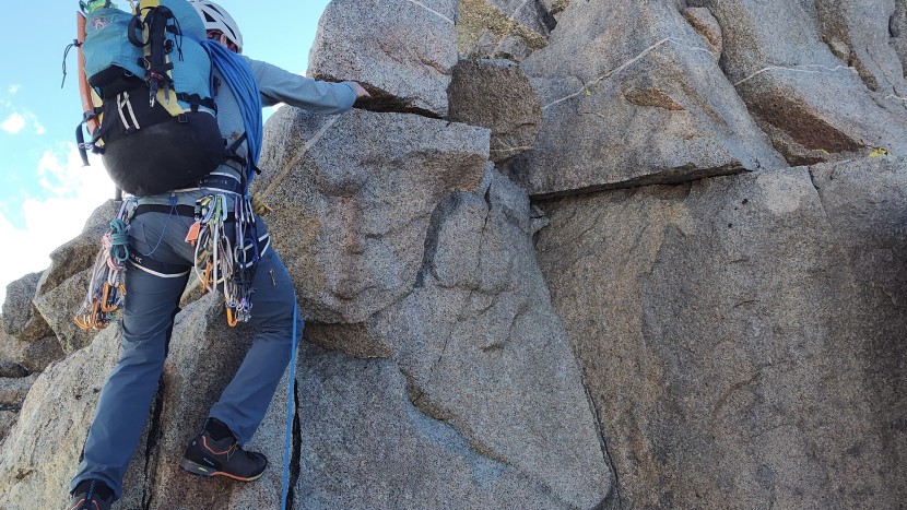 scarpa zodiac plus gtx - carrying heavy packs on a 4 day traverse in the sierra nevada, the...