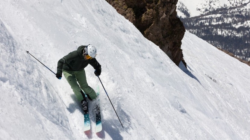 The 7 Best Skis for Women of 2024 | Tested