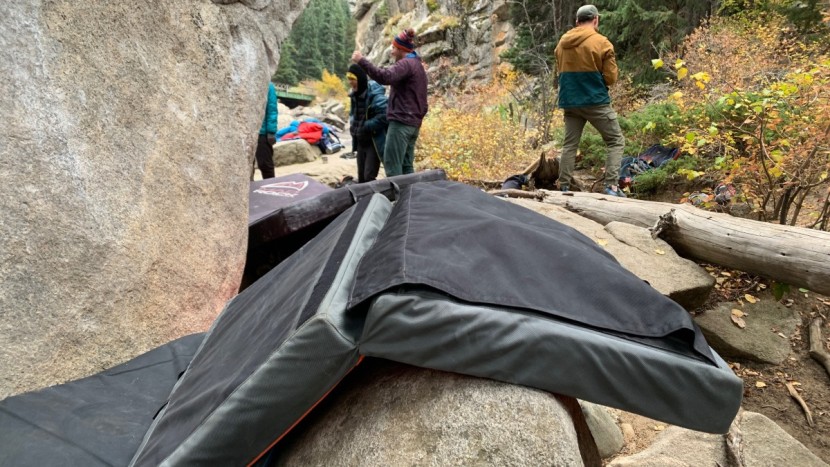bouldering crash pad - the omni flap allows for more options in tricky landing zones.